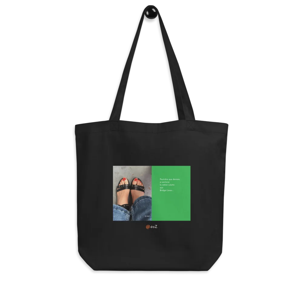 Tote Bag noir en coton Bio EoZ Créations Originales « Peut-être que demain… » accroché