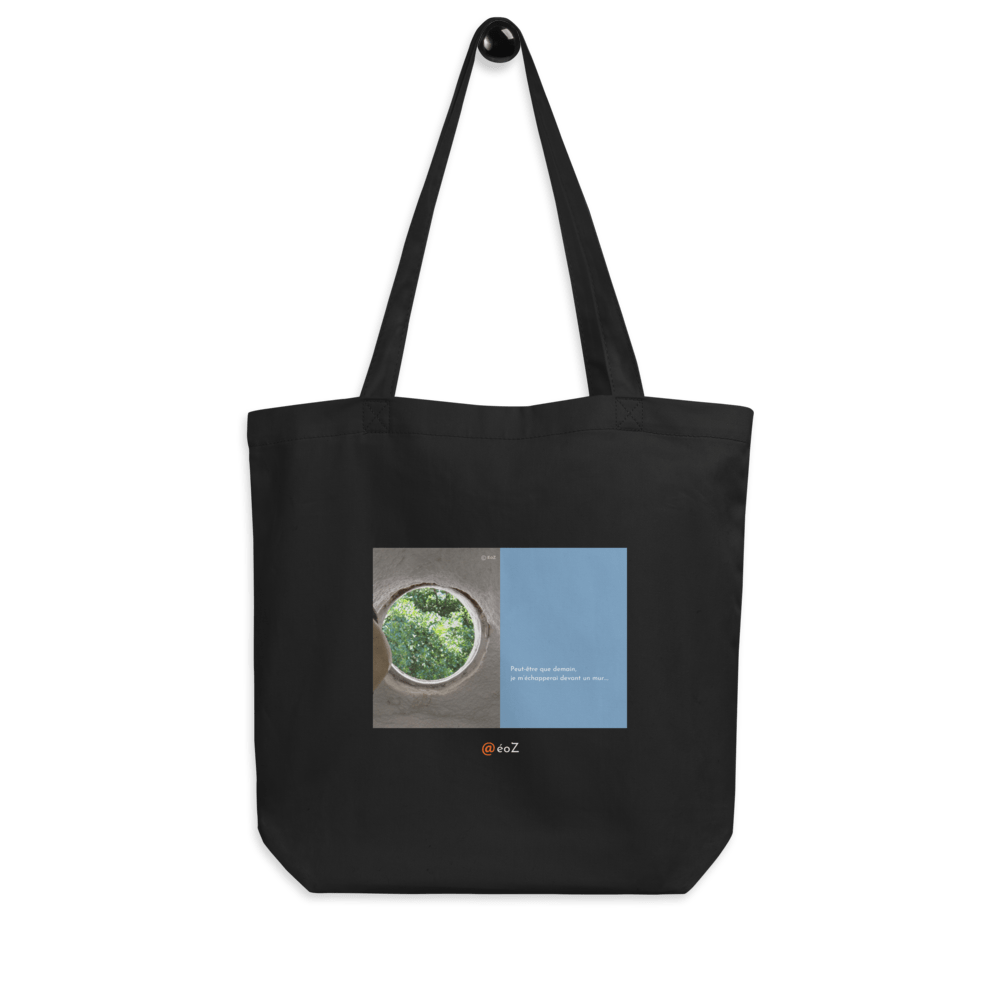 Tote Bag noir en coton Bio EoZ Créations Originales « Peut-être que demain… » accroché